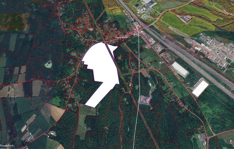 Google Maps aerial image outlining the roughly 137-acre property at 1543 Indian Fields Road in Feura Bush.