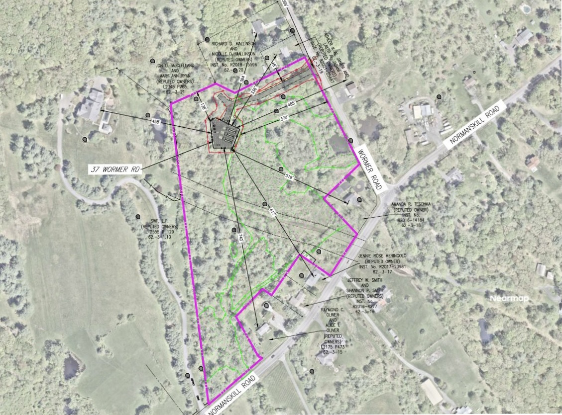 Site map from New Leaf Energy showing the proposed BESS facility at 37 Wormer Road in relation to nearby homes and existing structures.